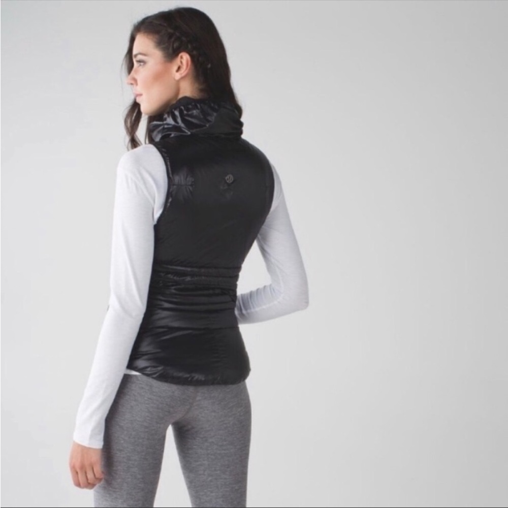 Lululemon Fluffin’ Awesome Black Shiny Down Vest 4
